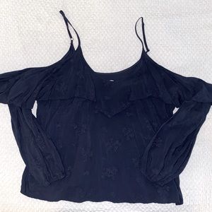 Abercrombie long sleeve cold shoulder blouse